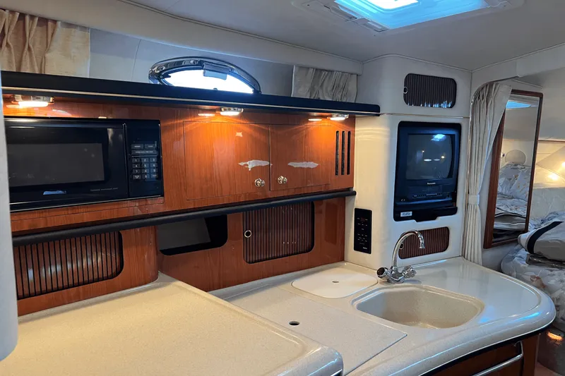 Slide: The Image of Sea Ray 340 Sundancer 2000 - 15