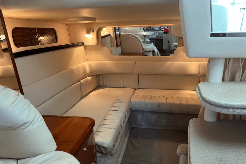 Slide: The Image of Sea Ray 340 Sundancer 2000 - 19