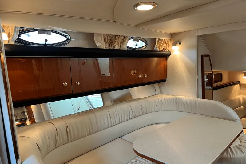Slide: The Image of Sea Ray 340 Sundancer 2000 - 21