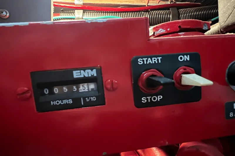 Slide: The Image of Sea Ray 340 Sundancer 2000 - 27