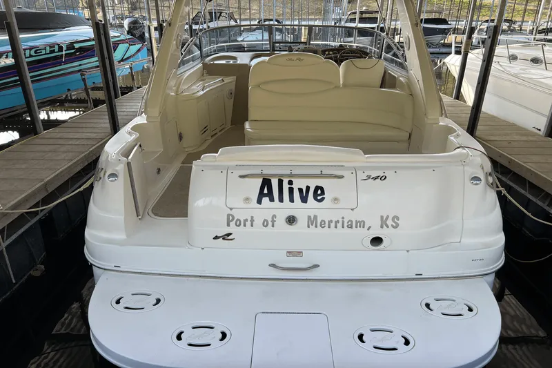 Slide: The Image of Sea Ray 340 Sundancer 2000 - 3