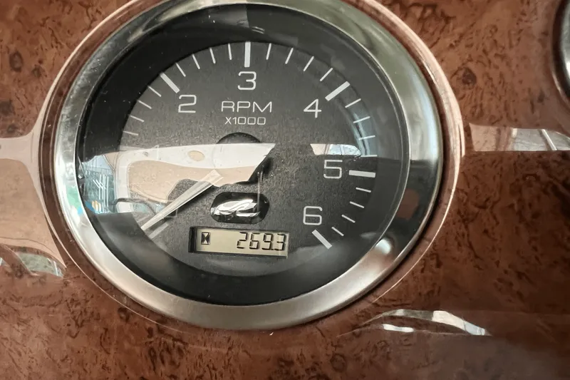 Slide: The Image of Sea Ray 340 Sundancer 2000 - 6