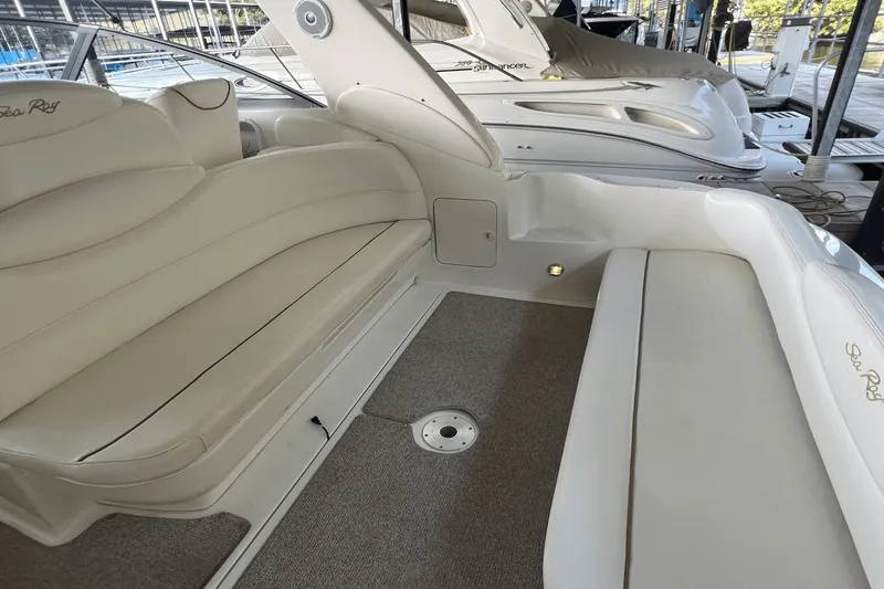 Slide: The Image of Sea Ray 340 Sundancer 2000 - 9