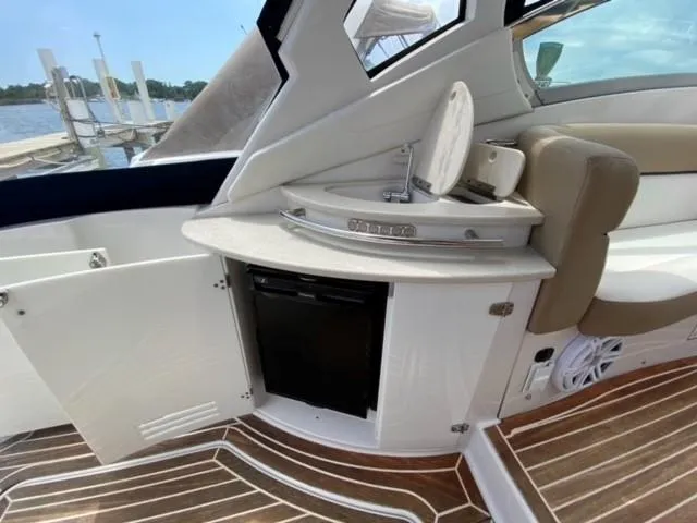 Slide: The Image of Four Winns 355V 2014 - 54