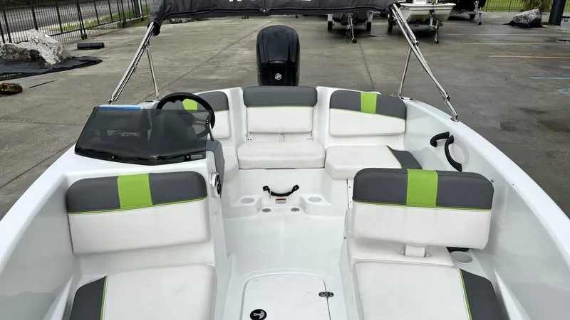 Slide: The Image of Tahoe T16 2021 - 10