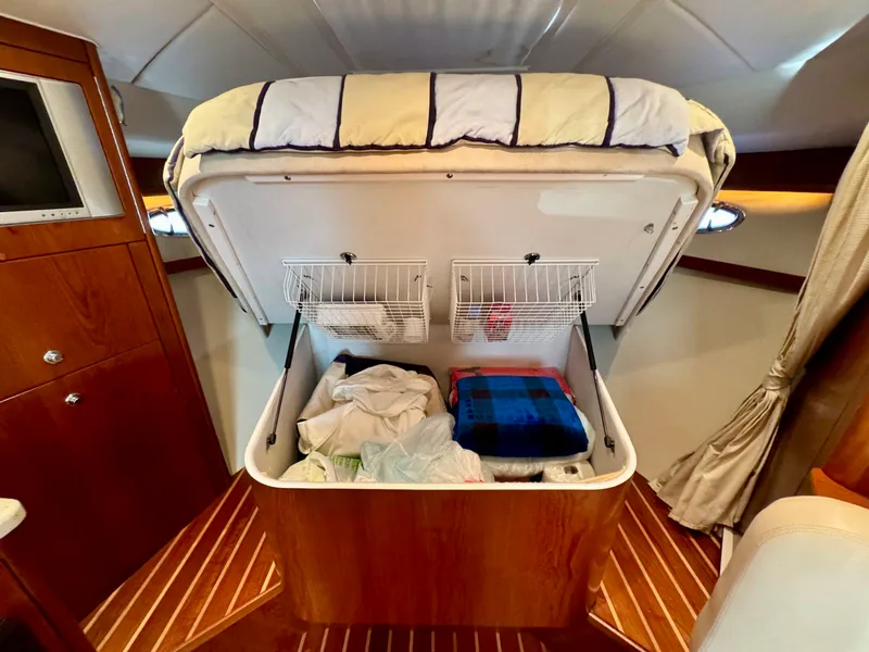 Slide: The Image of Tiara 3200 2006 - 11