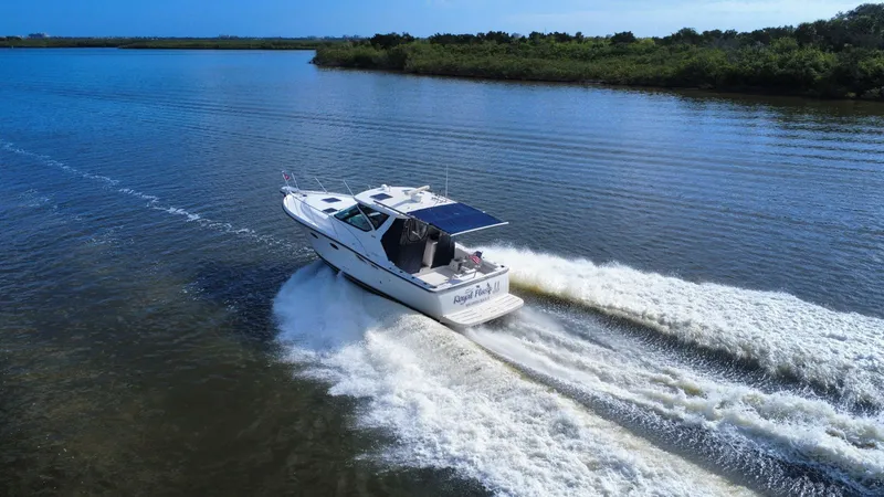 Slide: The Image of Tiara 3200 2006 - 28