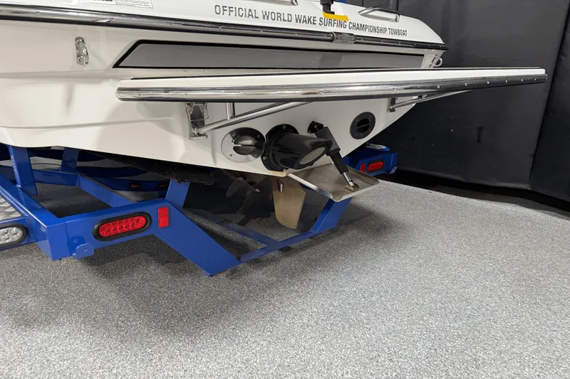 Slide: The Image of Centurion SV 233 2012 - 12