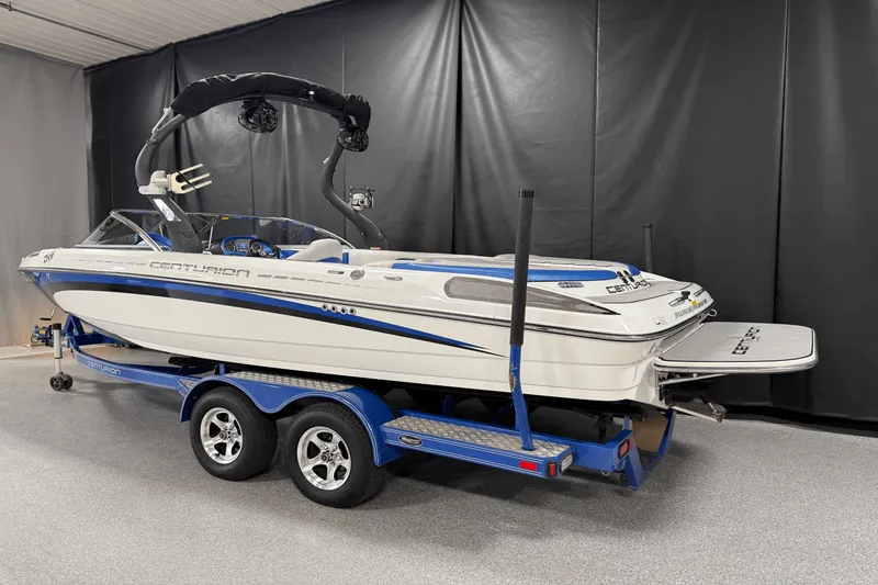 Slide: The Image of Centurion SV 233 2012 - 3