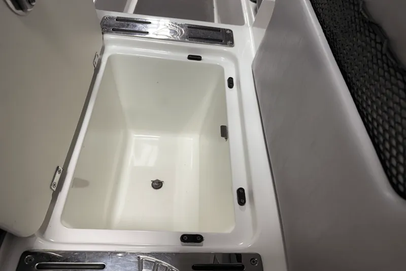 Slide: The Image of Centurion SV 233 2012 - 49