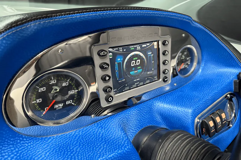 Slide: The Image of Centurion SV 233 2012 - 62