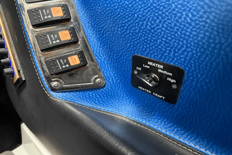 Slide: The Image of Centurion SV 233 2012 - 66