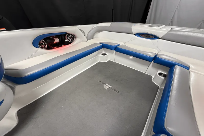 Slide: The Image of Centurion SV 233 2012 - 85