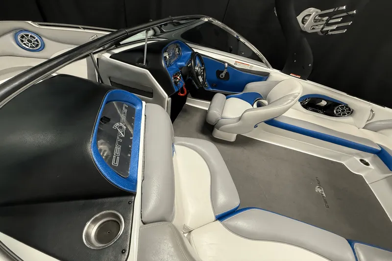 Slide: The Image of Centurion SV 233 2012 - 9