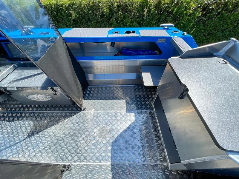 Slide: The Image of Stabi-Craft 1850 Fisher 2026 - 16