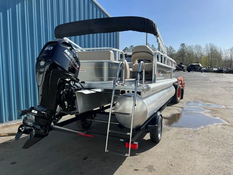 Slide: The Image of 2023 Sun Tracker PARTY BARGE® 18 DLX pontoon boat with Mercury 50 HP engine. - 6