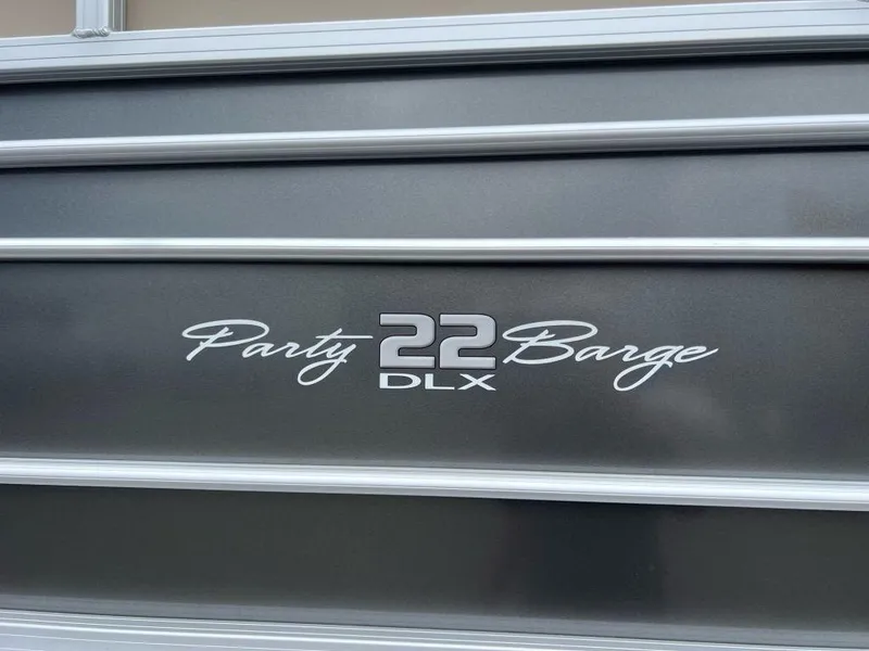 Slide: The Image of 2023 Sun Tracker PARTY BARGE® 22 RF XP3 pontoon boat side view - 10