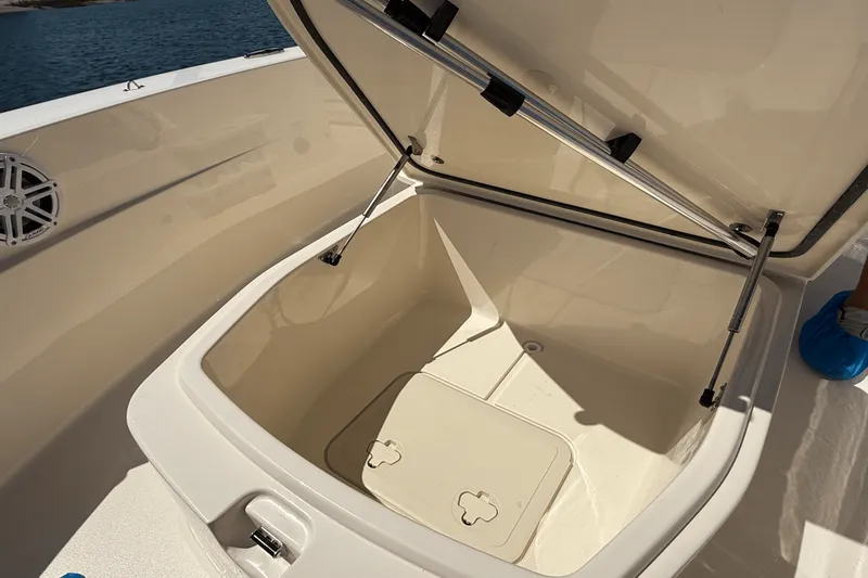 Slide: The Image of Scout 188 Sportfish 2026 - 12