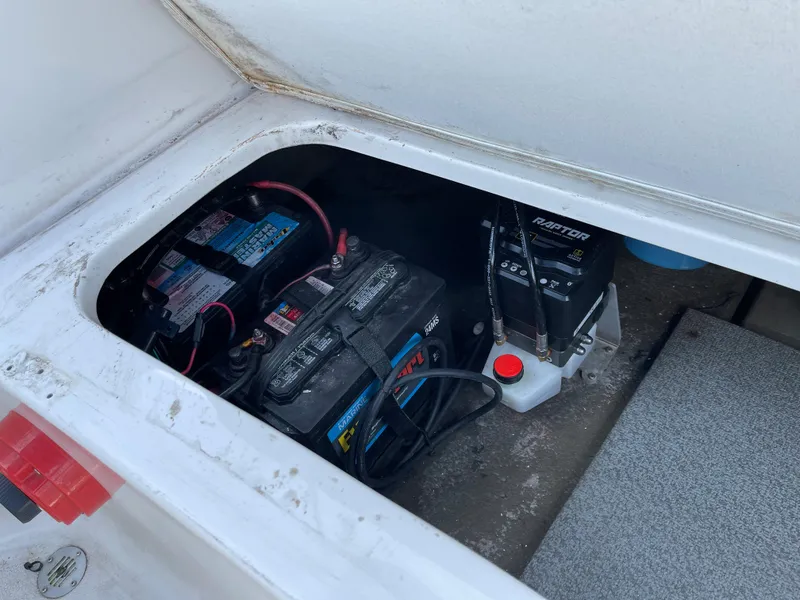 Slide: The Image of Battery compartment of a 2018 Starcraft 2000 OB Limited boat. - 11