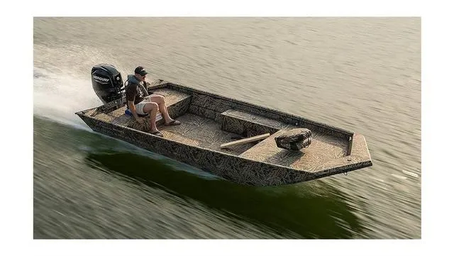 Slide: The Image of Lowe Roughneck 1860 2023 - 3