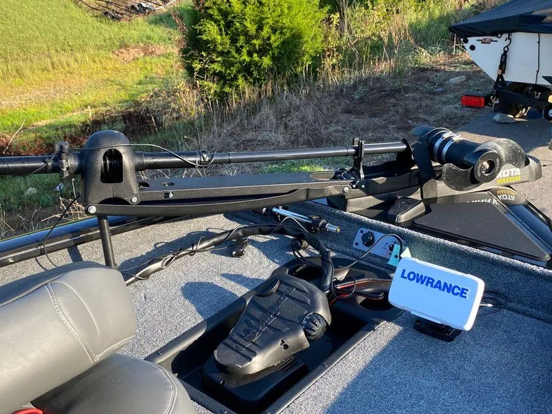 Slide: The Image of 2023 Tracker Pro Team 175 TF® boat with Lowrance fish finder and Minn Kota trolling motor. - 12