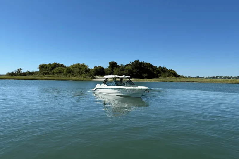 The Image of Boston Whaler 280 Vantage 2026 - 0