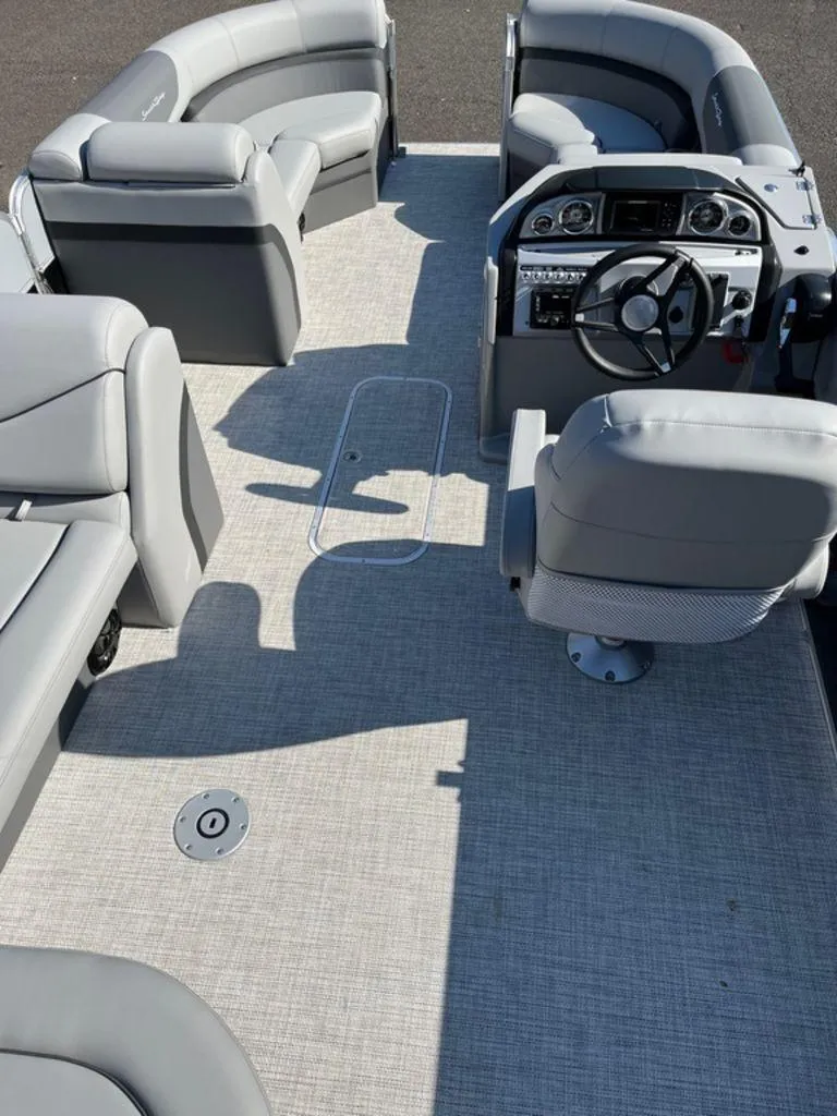 Slide: The Image of South Bay S222CR2 2.75 2023 - 5