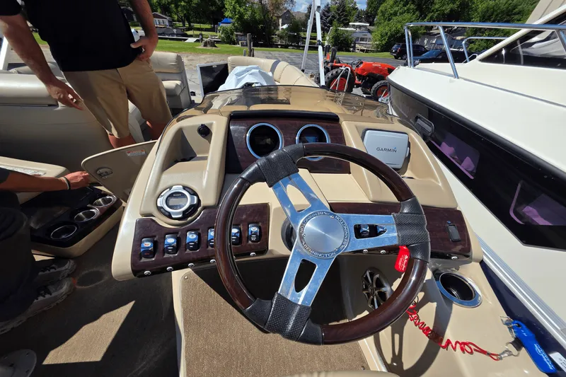 Slide: The Image of Bennington 2575 RCWY 2013 - 10