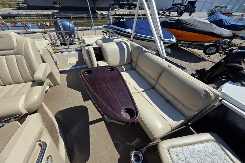 Slide: The Image of Bennington 2575 RCWY 2013 - 12