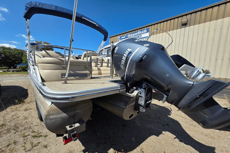 Slide: The Image of Bennington 2575 RCWY 2013 - 3