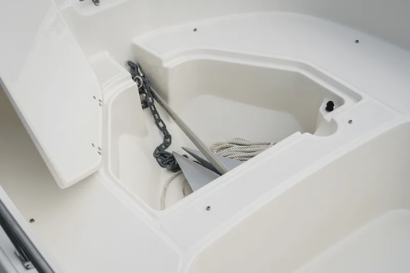 Slide: The Image of Boston Whaler 160 Super Sport 2027 - 30