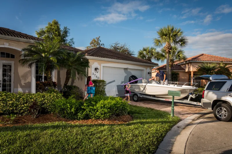 Slide: The Image of Boston Whaler 160 Super Sport 2027 - 14