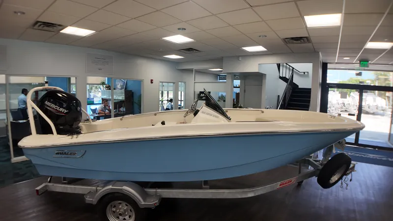 Slide: The Image of Boston Whaler 160 Super Sport 2027 - 2
