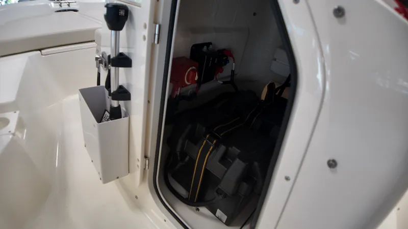 Slide: The Image of Boston Whaler 150 Montauk 2027 - 13