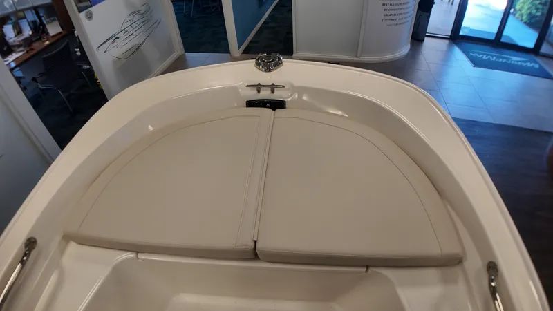 Slide: The Image of Boston Whaler 150 Montauk 2027 - 16
