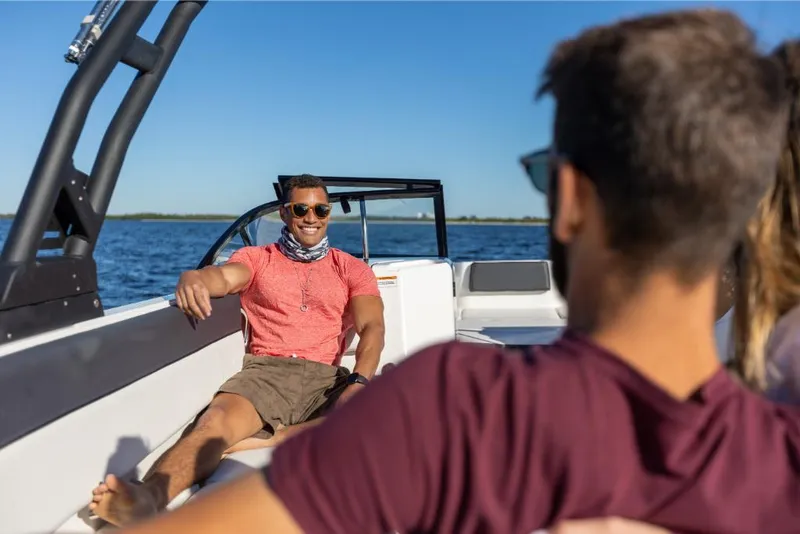 Slide: The Image of Bayliner DX 2000 2023 - 58