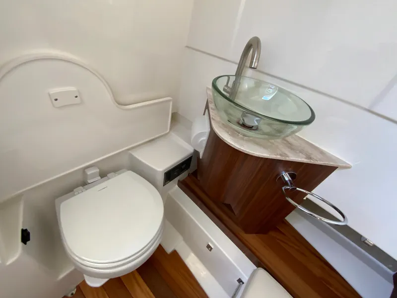 Slide: The Image of Pursuit S 328 Sport 2024 - 51