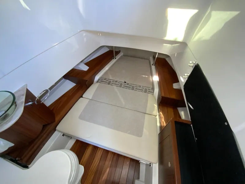 Slide: The Image of Pursuit S 328 Sport 2024 - 52