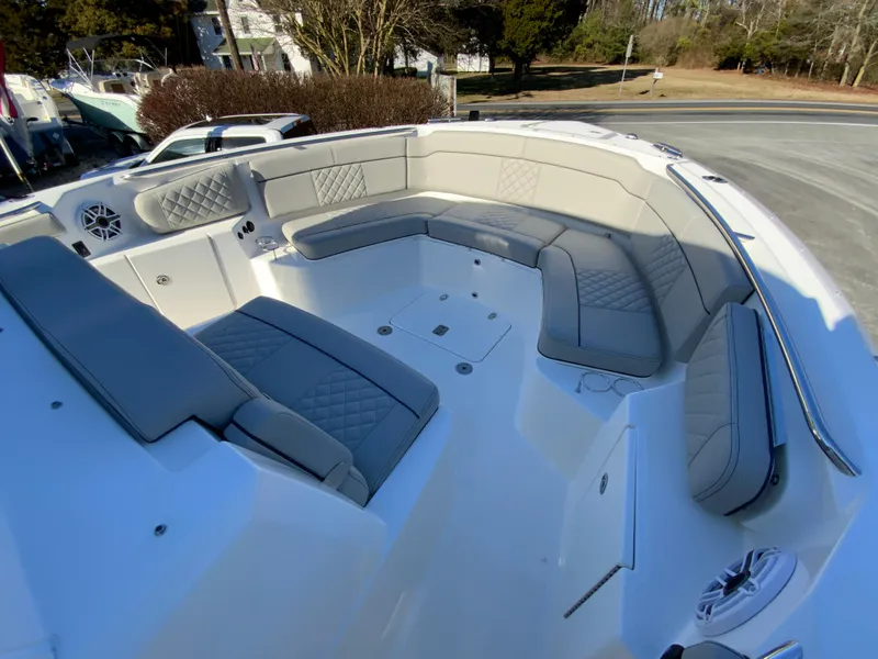 Slide: The Image of Pursuit S 328 Sport 2024 - 54