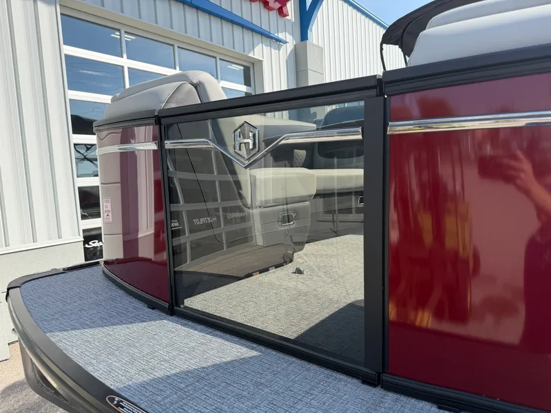 Slide: The Image of Harris 250SL 2027 - 16