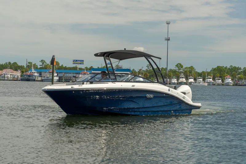 Slide: The Image of Sea Ray SPX 210 Outboard 2027 - 1