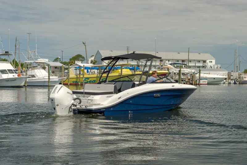 Slide: The Image of Sea Ray SPX 210 Outboard 2027 - 5