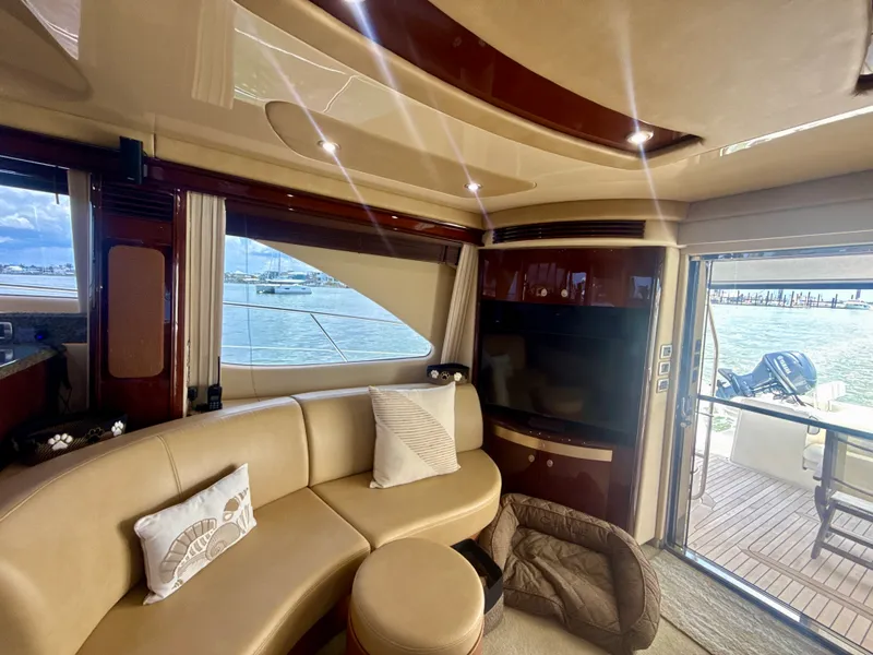 Slide: The Image of Sea Ray 58 SEDAN BRIDGE 2007 - 10