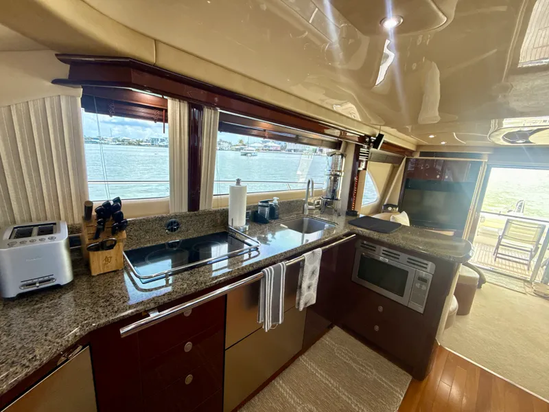 Slide: The Image of Sea Ray 58 SEDAN BRIDGE 2007 - 13
