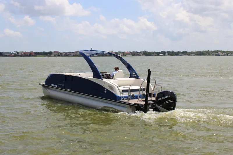 Slide: The Image of Harris Crowne SL 250 2022 - 7