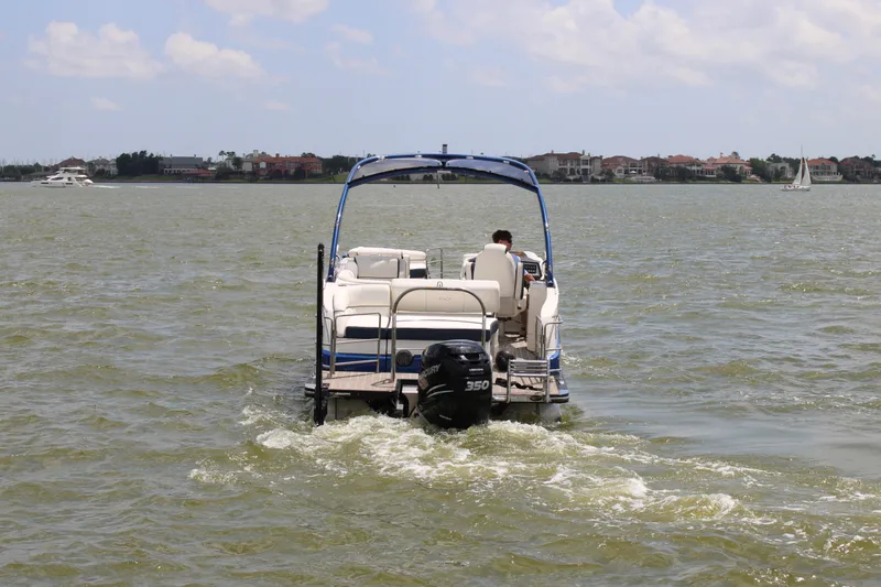 Slide: The Image of Harris Crowne SL 250 2022 - 6