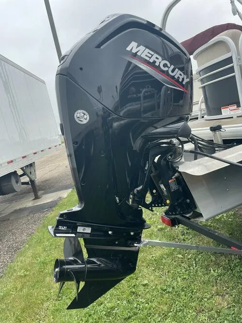 Slide: The Image of 2021 Sun Tracker Party Barge 22 DLX with Mercury outboard motor. - 6