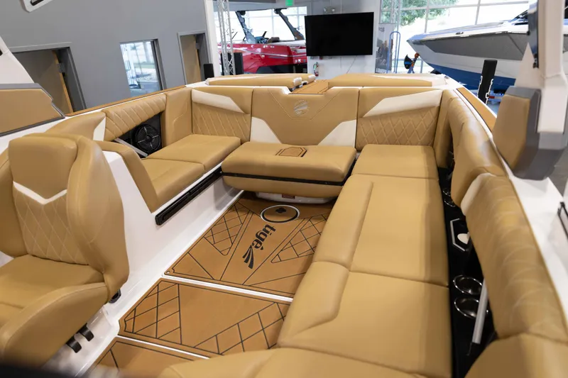 Slide: The Image of Tige Boats Z3 2021 - 26
