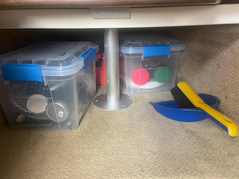 Slide: The Image of Sea Ray Sundancer 280 2011 - 51