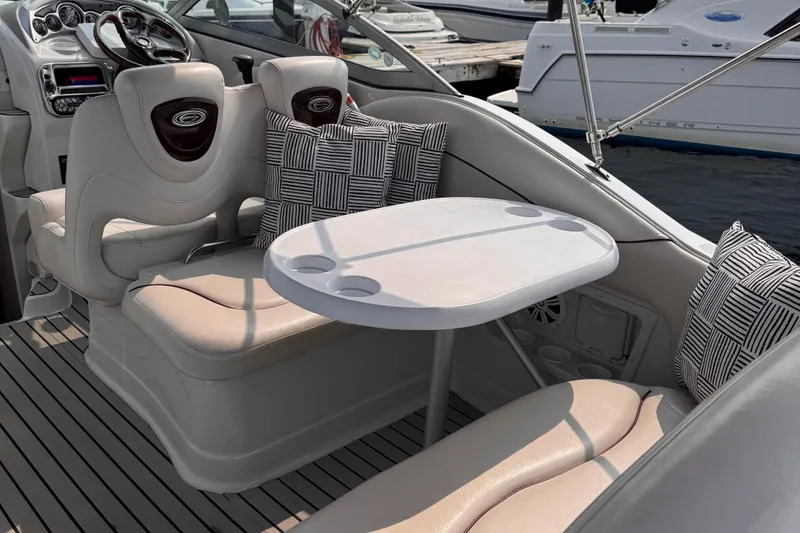 Slide: The Image of Crownline Boats 270 CR 2004 - 18